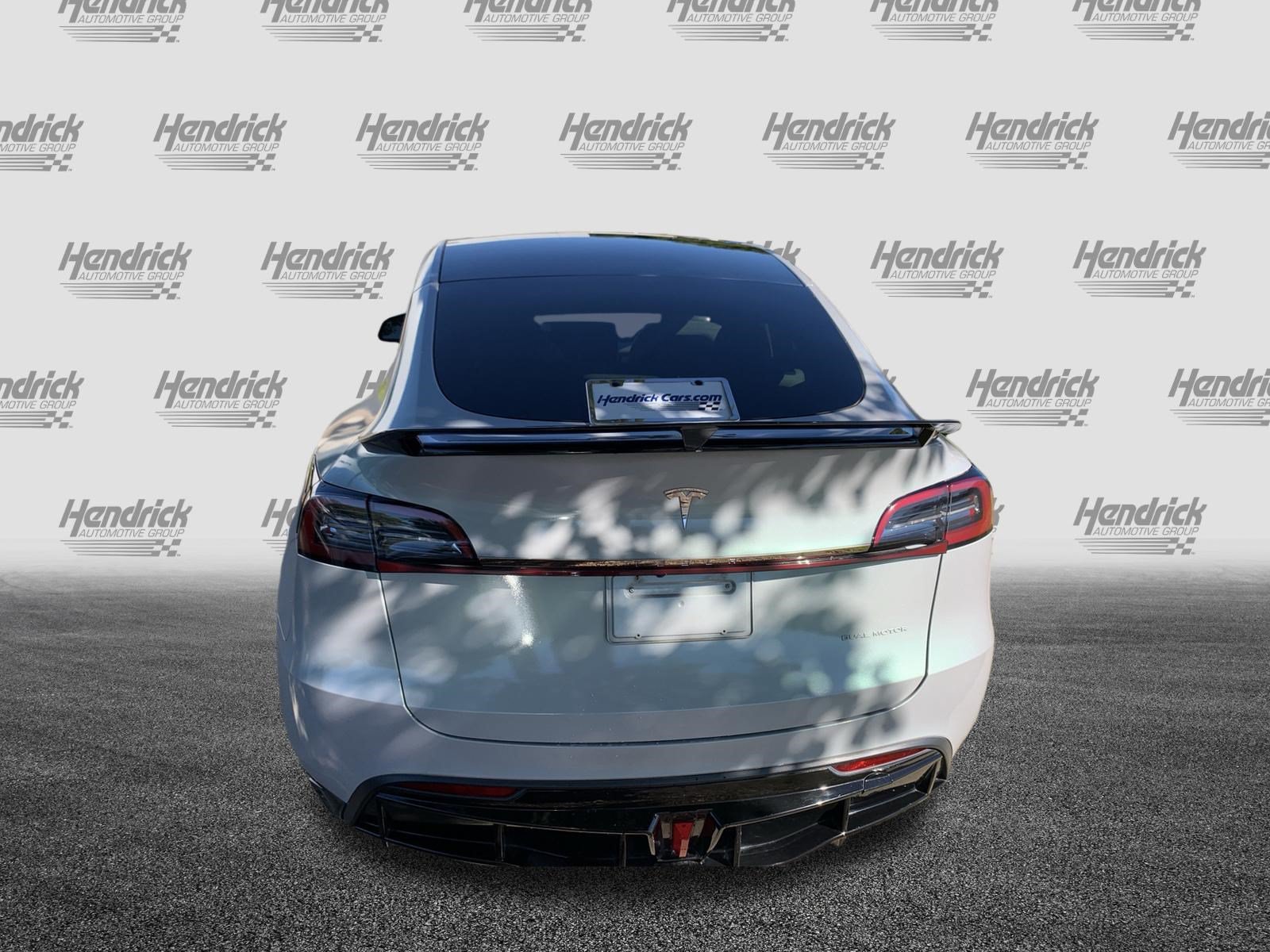 Used 2024 Tesla Model Y Long Range AWD/4WD image 9