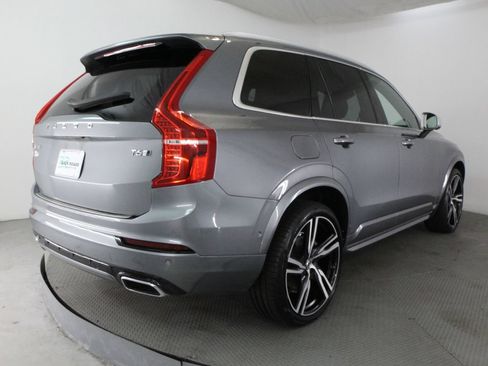 Used 2016 Volvo XC90 T6 R-Design w/ Protection Package Plus AWD/4WD image 9