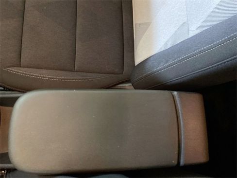 Used 2024 Chevrolet Trax LS w/ LS Convenience Package image 42