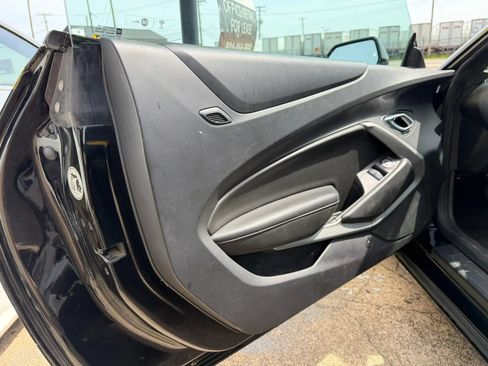 Used 2016 Chevrolet Camaro LT image 12