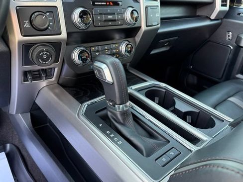 Used 2020 Ford F150 Platinum w/ Equipment Group 701A Luxury AWD/4WD image 22