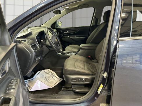 Used 2018 Chevrolet Equinox LT FWD image 9
