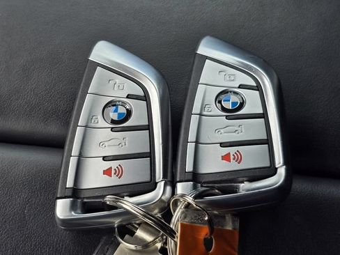 Used 2025 BMW 840i w/ Driving Assistance Package RWD image 40
