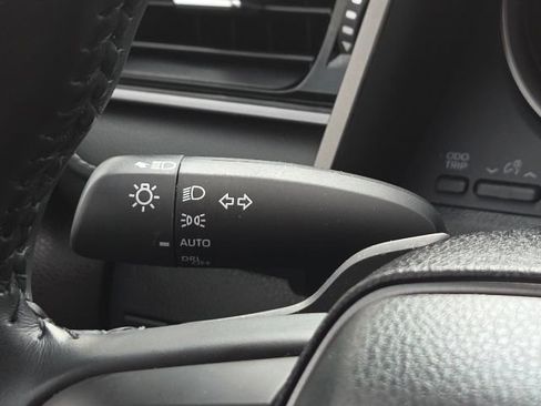 Used 2024 Toyota Camry XSE FWD image 39