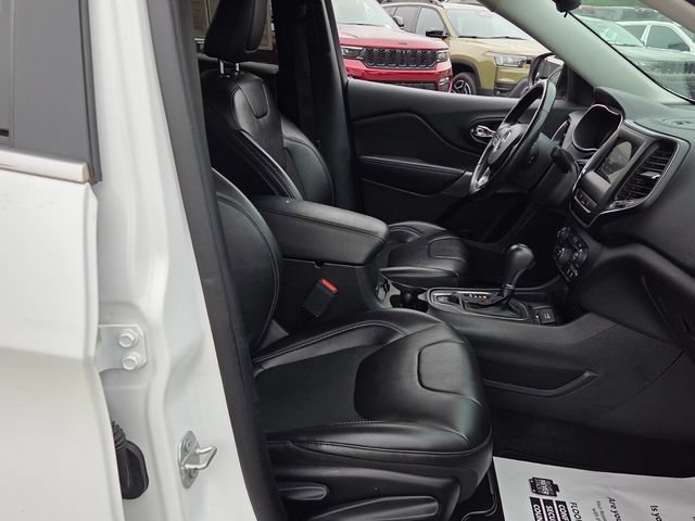Used 2021 Jeep Cherokee Latitude Plus FWD image 24