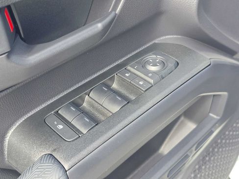 Certified 2025 Toyota 4Runner SR5 AWD/4WD image 24