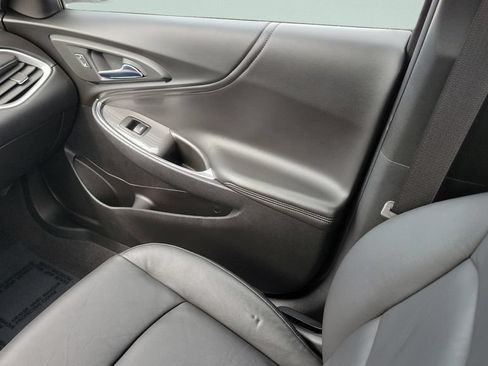 Used 2022 Chevrolet Malibu LT w/ Leather Package FWD image 13