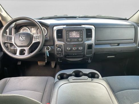 Used 2024 RAM 1500 Classic SLT AWD/4WD image 14