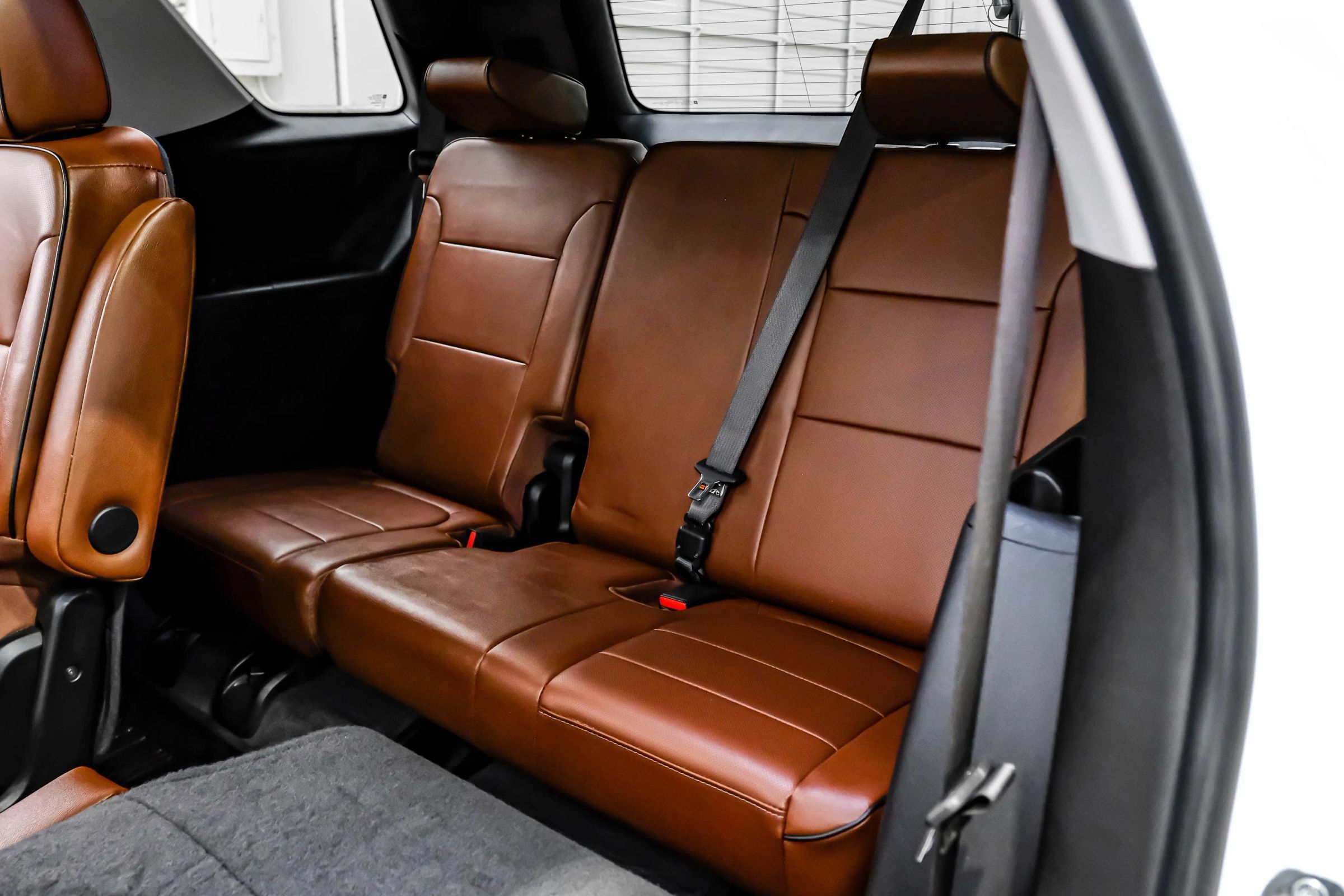 Used 2019 Chevrolet Traverse High Country w/ LPO, Floor Liner Package AWD/4WD image 56