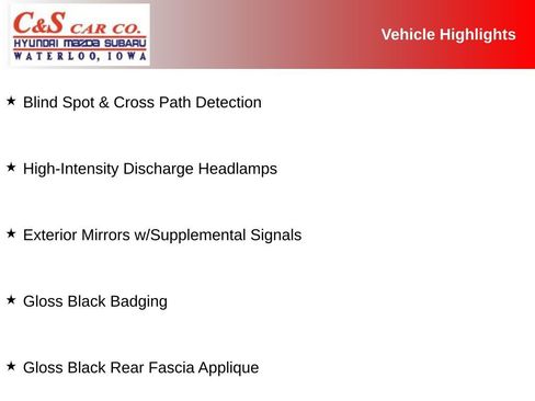 Used 2018 Jeep Renegade Altitude w/ UConnect 8.4 Nav Group AWD/4WD image 4