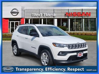 Used 2022 Jeep Compass Latitude w/ Convenience Group image 1