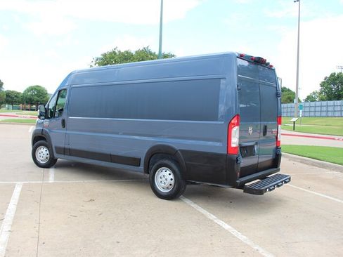 Used 2021 RAM ProMaster 3500 FWD image 2