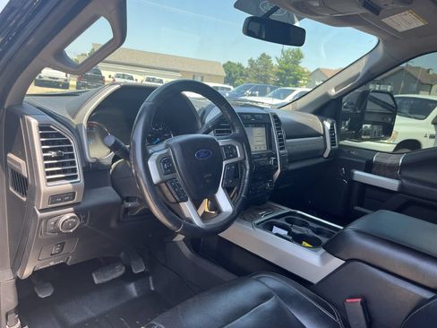 Used 2017 Ford F250 Lariat w/ Lariat Value Package AWD/4WD image 20