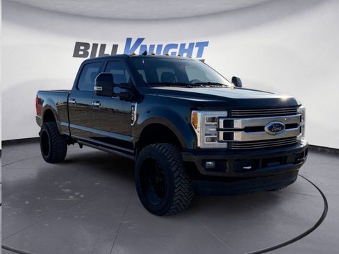 Used 2019 Ford F350 Limited image 1