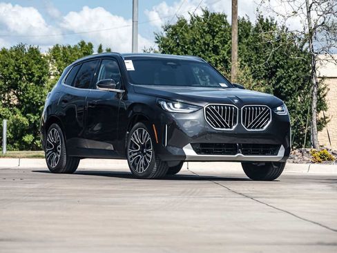 Used 2026 BMW X3 xDrive30 w/ Premium Package image 1