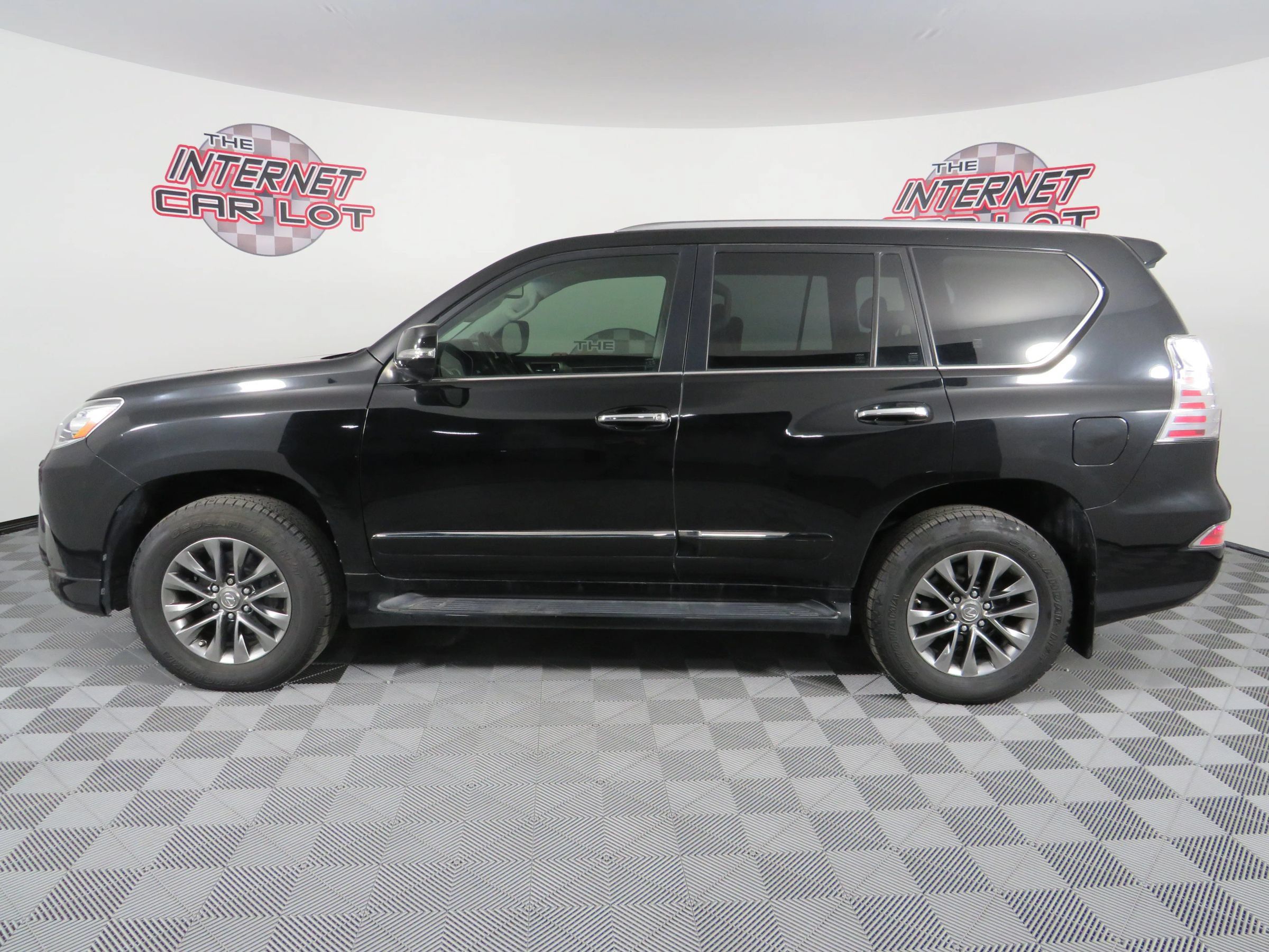 Used 2019 Lexus GX 460 Luxury AWD/4WD image 4