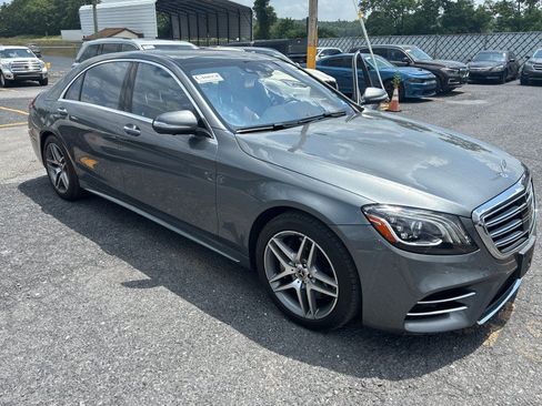 Used 2020 Mercedes-Benz S 560 4MATIC Sedan image 6