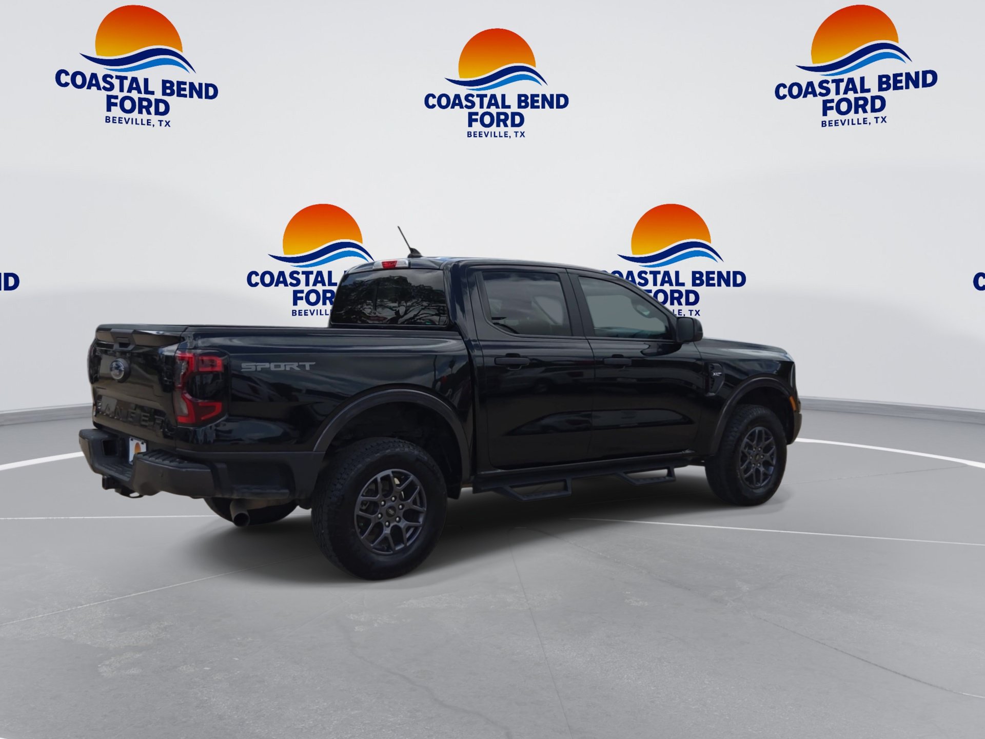 Used 2024 Ford Ranger XLT w/ Equipment Group 301A High RWD image 8