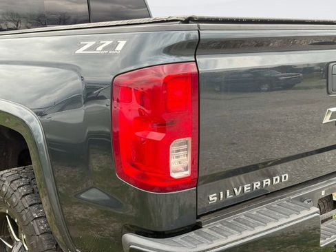 Used 2017 Chevrolet Silverado 1500 LTZ Z71 image 10