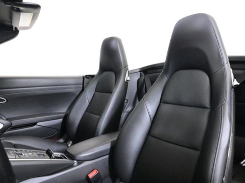 Certified 2017 Porsche 911 Carrera image 5