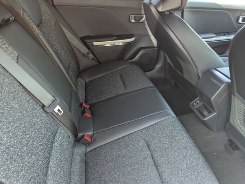 New 2025 Kia K4 GT-Line image 11