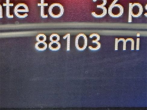 Used 2020 Chrysler Pacifica Limited image 29