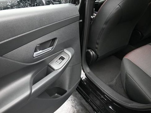 Used 2026 Nissan Sentra SR w/ Floor Mat Package FWD image 18