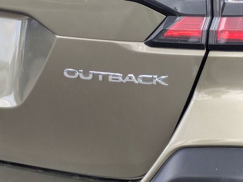 Used 2024 Subaru Outback Premium AWD/4WD image 25