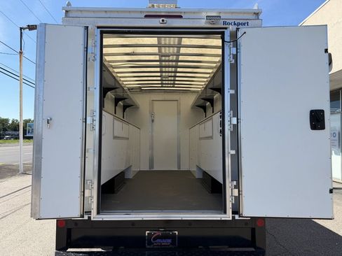 Used 2024 Ford Transit 350 RWD image 29