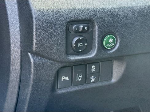 Used 2017 Honda Pilot Elite image 10