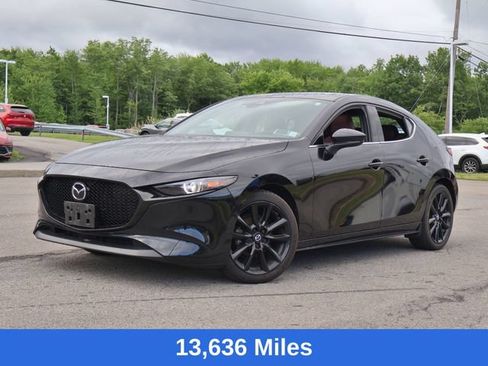 Used 2023 MAZDA MAZDA3 s FWD image 1