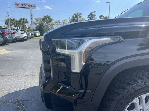 Used 2024 Toyota Tundra SR5 w/ SR5 Convenience Package AWD/4WD image 6