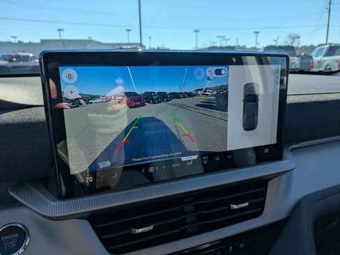 New 2026 Ford Explorer Active image 24