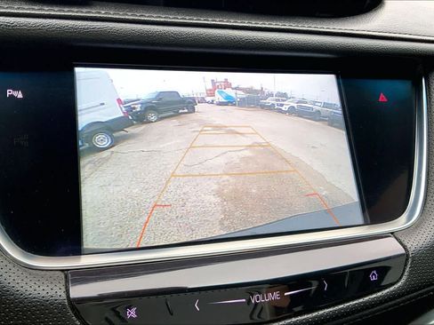 Used 2018 Cadillac XT5 Luxury w/ Driver Awareness Package FWD image 25