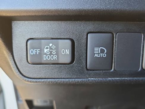 Used 2023 Toyota Tacoma SR5 image 24