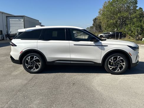 New 2026 Lincoln Nautilus Premier w/ Equipment Group 102A image 5