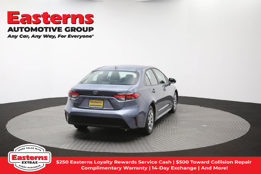Used 2025 Toyota Corolla LE FWD image 40