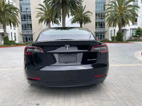 Used 2023 Tesla Model 3 Standard Range RWD image 9