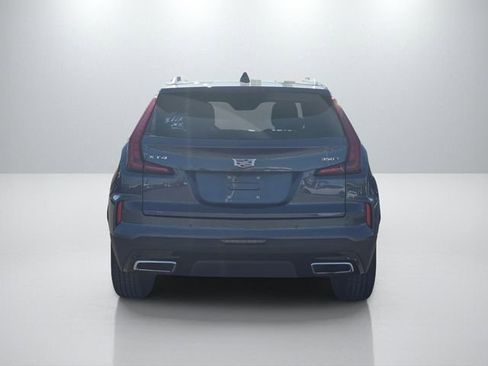 Used 2025 Cadillac XT4 Premium Luxury image 7