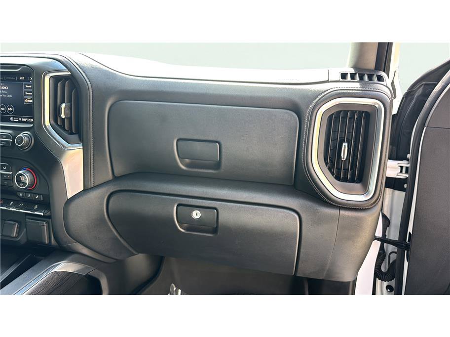 Used 2021 Chevrolet Silverado 1500 LTZ w/ LTZ Premium Package AWD/4WD image 27