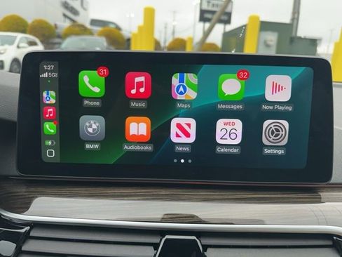 Used 2022 BMW 530i xDrive w/ Convenience Package image 12