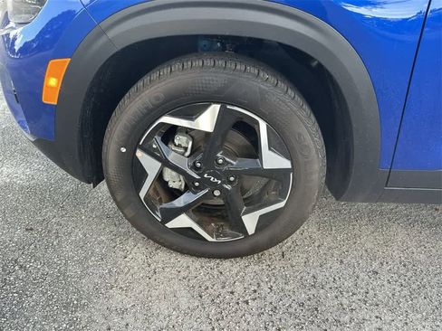 New 2026 Kia Seltos S image 11