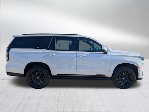 Used 2024 Cadillac Escalade Sport Platinum w/ LPO, ONYX Package image 7