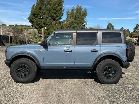 Certified 2023 Ford Bronco Badlands image 3