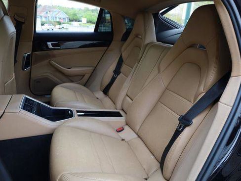 Used 2018 Porsche Panamera 4 AWD/4WD image 20