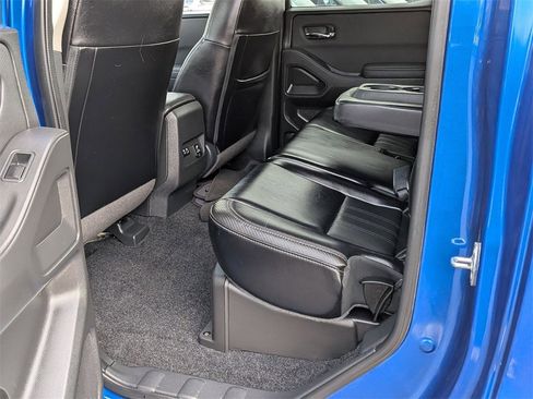 Used 2024 Nissan Frontier SL w/ Technology Package image 16