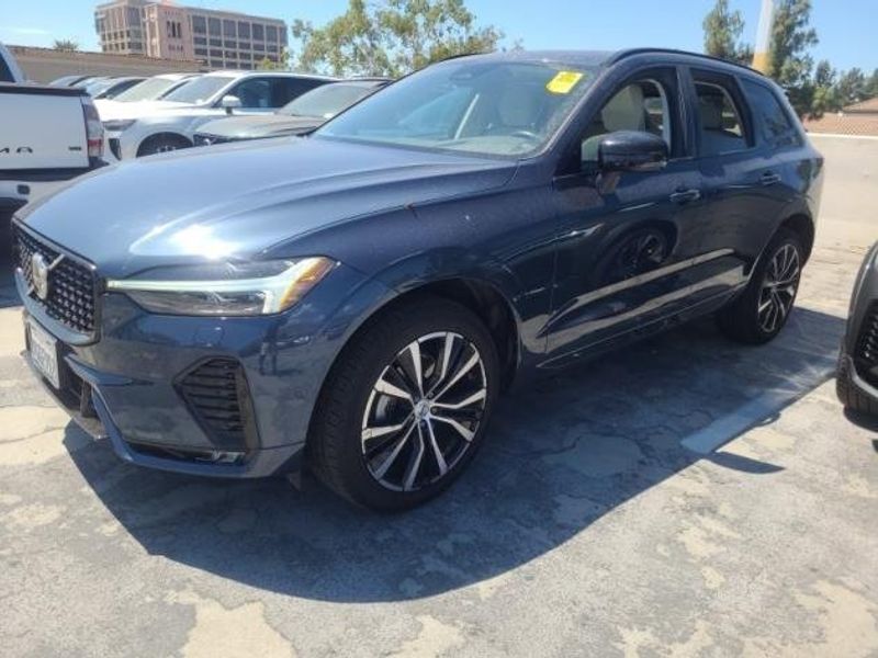 Certified 2023 Volvo XC60 B5 Plus w/ Climate Package image 1