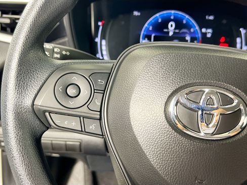 Used 2026 Toyota Corolla LE FWD image 16