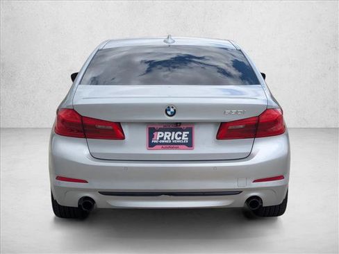 Used 2018 BMW 530i w/ Premium Package RWD image 7