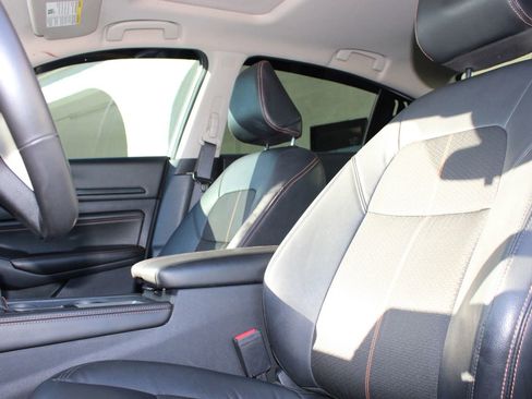 Used 2022 Nissan Altima 2.5 SR w/ Midnight Edition Package image 20